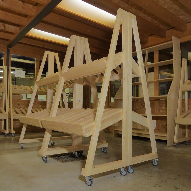 Read more about the article Furnitures for an organic farm shop