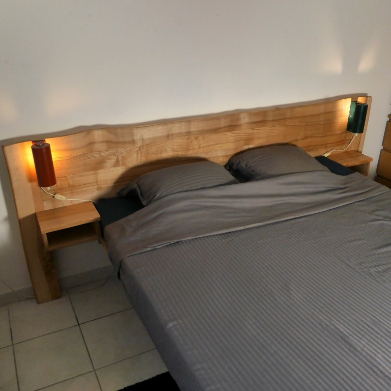 Read more about the article Headboard for bed, solid ash