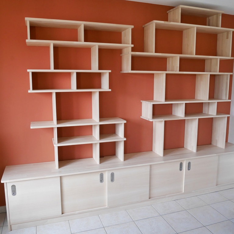 Read more about the article Bookshelves with low sideboard